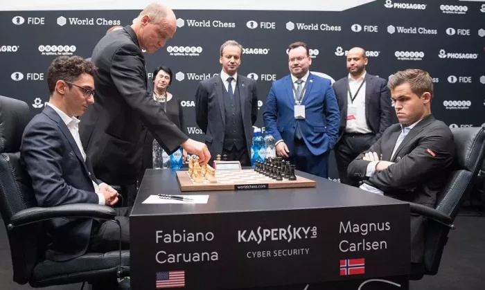 Magnus Carlsen spilltips odds sjakk bet spill