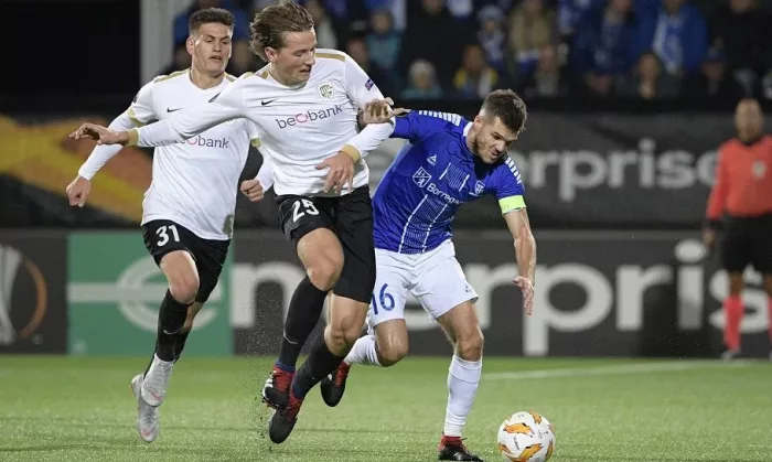 Genks Sander Berge mot Sarpsborgs Thomassen Genks Sander Berge mot Sarpsborgs Thomassen