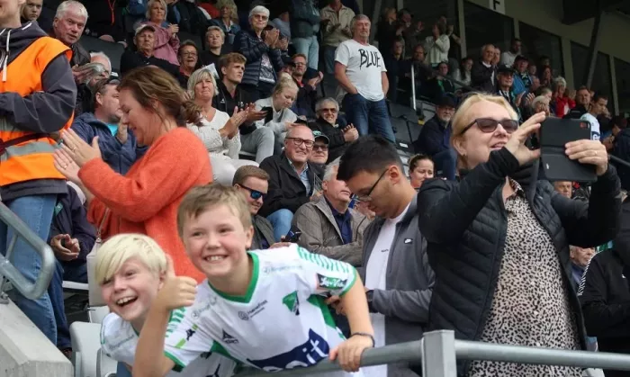 Publikum på AKA Arena Hønefoss Publikum på AKA Arena Hønefoss