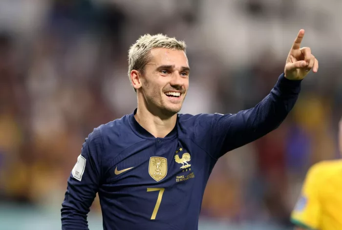 AL WAKRAH, QATAR - NOVEMBER 22: FIFA World Cup Qatar 2022 Group D match between France and Australia at Al Janoub Stadium on November 22, 2022 in Al Wakrah, Qatar. Frankreich gegen AustralienAntoine Griezmann of France © diebilderwelt / Alamy Live News