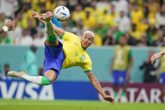 LUSAIL, QATAR - NOVEMBER 24: Player of Brazil Richarlison scores during the FIFA World Cup Qatar 2022 group G match between Brazil and Serbia at Lusail Stadium on November 24, 2022 in Lusail, Qatar (Photo by Florencia Tan Jun/PxImages) Credit: Px Images/A